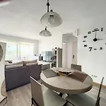 Oasis 9 Apartment *