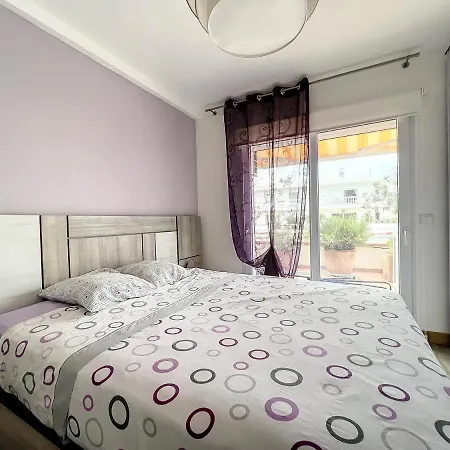 Oasis 9 *